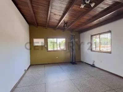 galpon con oficinas en el sector monterrey de anaco - 8