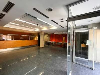 Sabana Grande Edificio Venta, la Esquina con Visibilidad que tu Negocio Necesita - 3