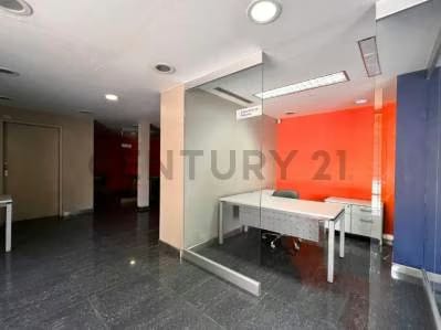 Sabana Grande Edificio Venta, la Esquina con Visibilidad que tu Negocio Necesita - 7