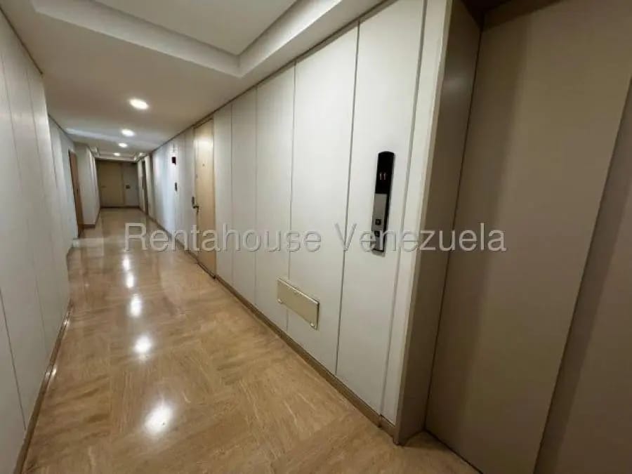 Apartamento en Alquiler en campo alegre Caracas - 20