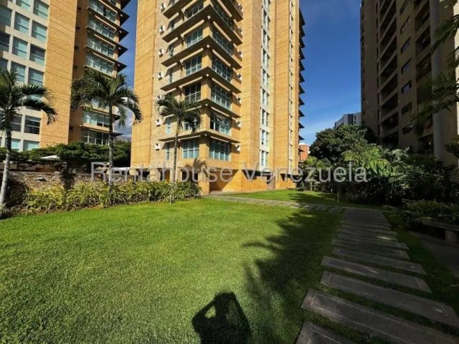 Apartamento en Alquiler en campo alegre Caracas - 4
