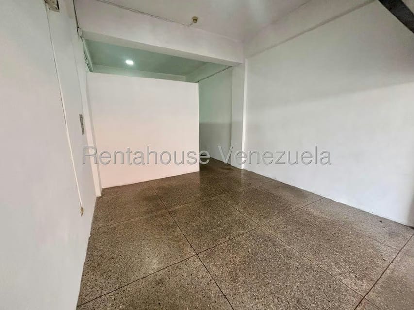 Comercial (Local Comercial) en Alquiler en Centro, Lara - 14