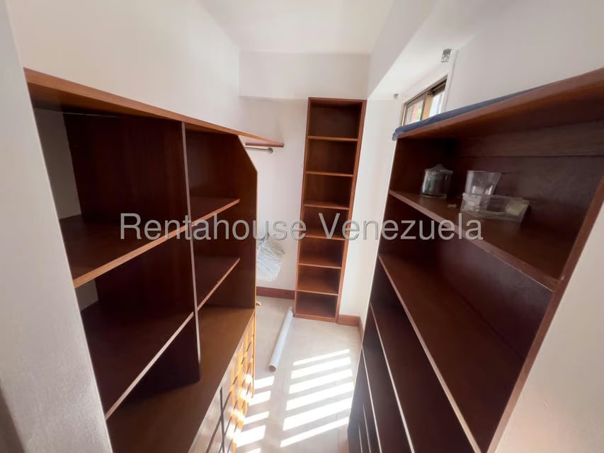 Apartamento (1 Nivel) en Alquiler en La Castellana, Distrito Metropolitano - 24
