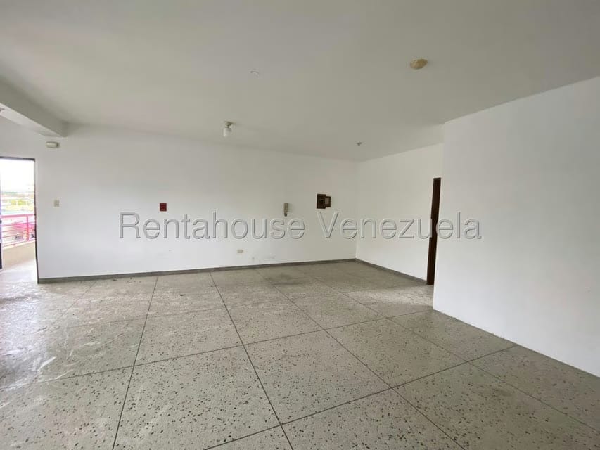 Comercial (Oficina) en Alquiler en Centro, Portuguesa - 12