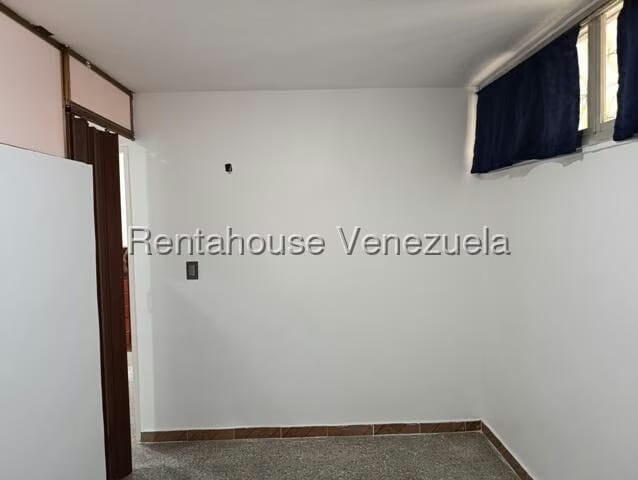 Apartamento (1 Nivel) en Alquiler en Casalta II, Distrito Metropolitano - 18