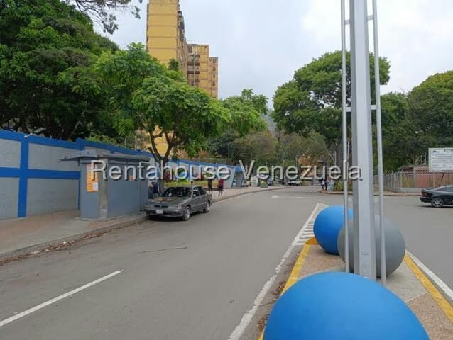 Apartamento (1 Nivel) en Alquiler en Casalta II, Distrito Metropolitano - 31