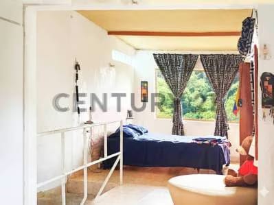 Quinta en Venta. Colinas de San Antonio de Los Altos. Am - 3