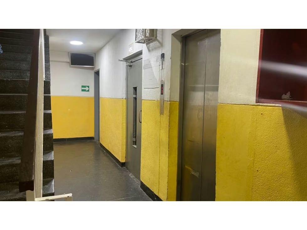 Se Vende Local en la Avenida Urdaneta 514.40m2 - 15