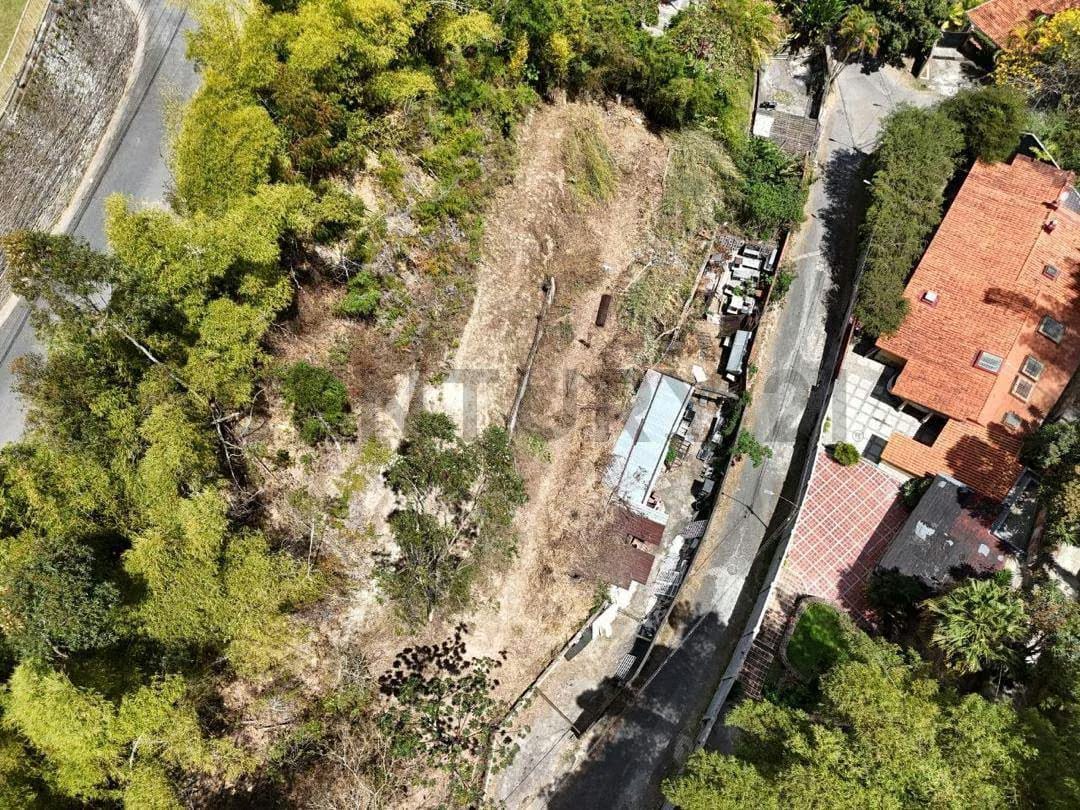 Oportunidad Única en Las Marías: Terreno con Potencial Multifamiliar - 3