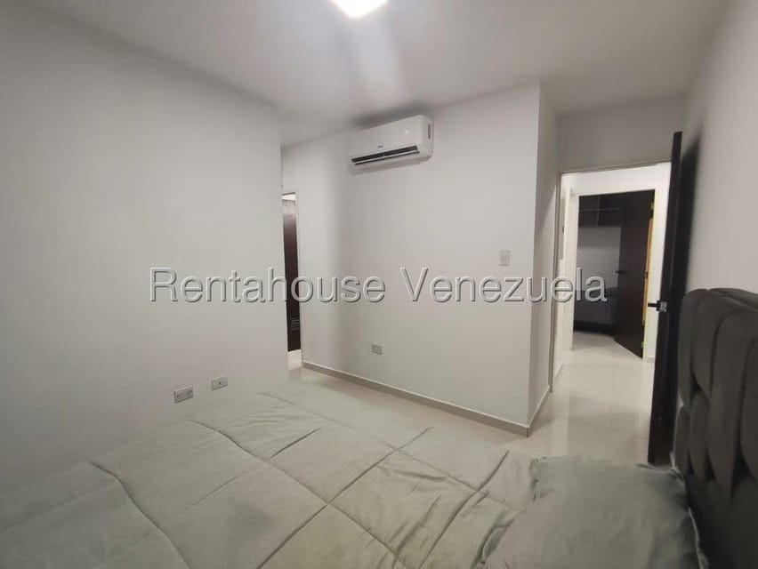 Apartamento (1 Nivel) en Venta en Triangulo del Este, Lara - 18
