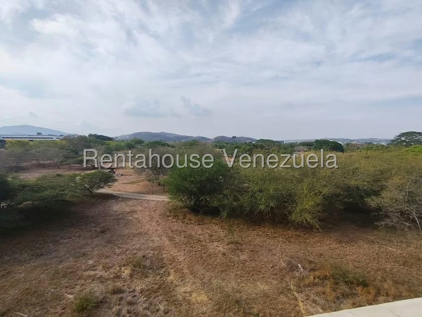 Apartamento (1 Nivel) en Venta en Triangulo del Este, Lara - 27