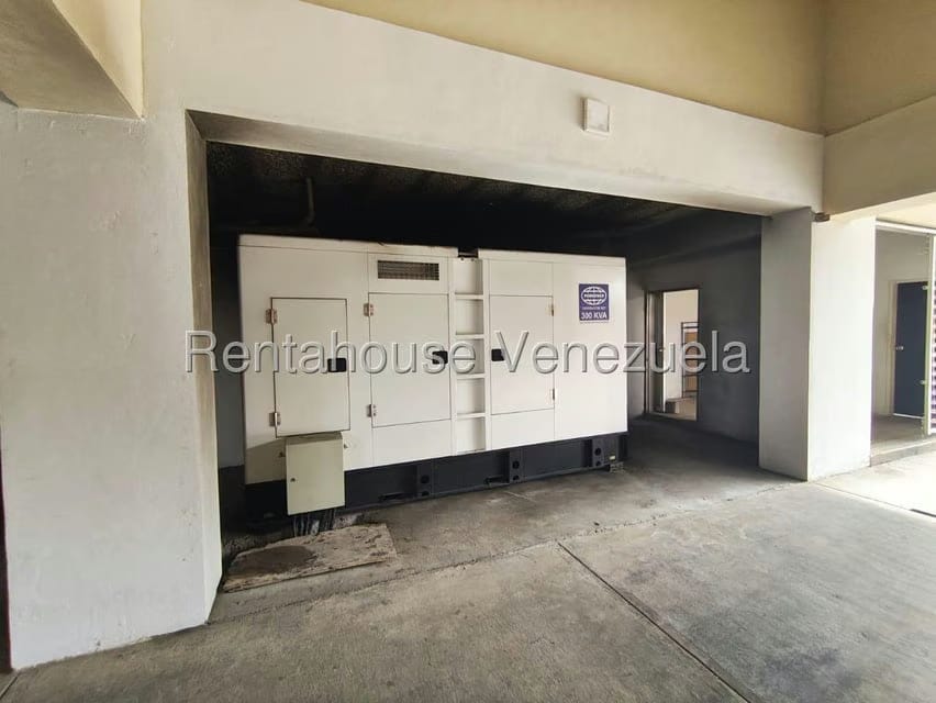 Apartamento (1 Nivel) en Venta en Triangulo del Este, Lara - 32