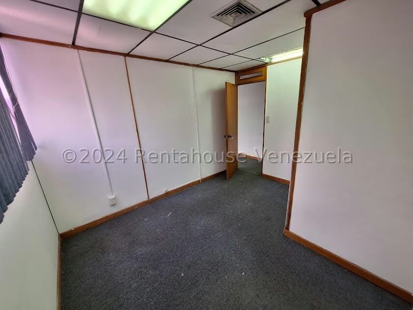 Comercial (Oficina) en Alquiler en Sabana Grande, Distrito Metropolitano - 14