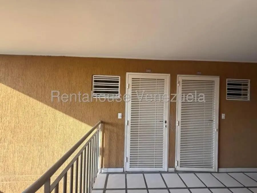 Apartamento en Alquiler en apamate Guatire