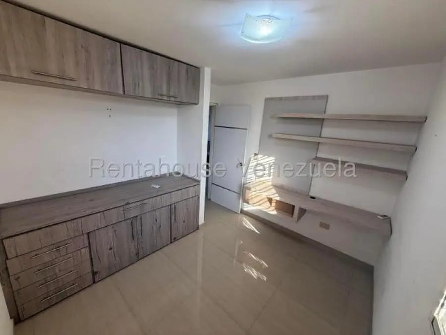 Apartamento en Alquiler en apamate Guatire - 8