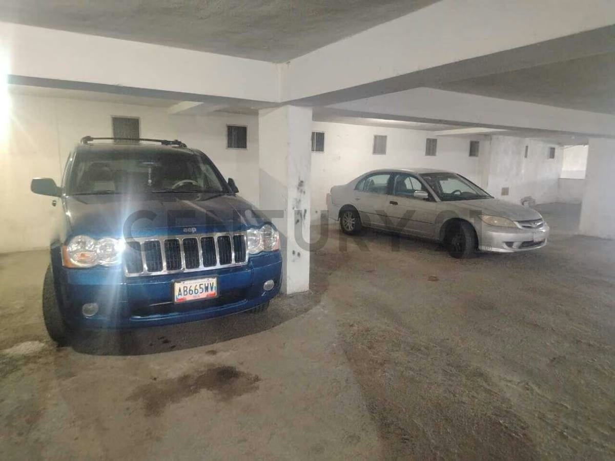 Tu refugio en La Guaira: Apartamento con Aire Acondicionado y Pozo en Macuto - 13
