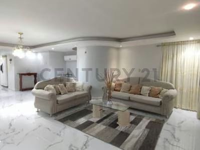 Hermosa casa bote b en Venta Remodelada - 5