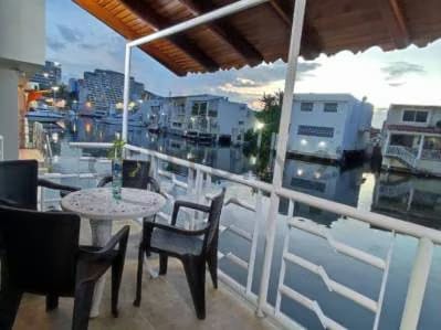 Hermosa casa bote b en Venta Remodelada - 8