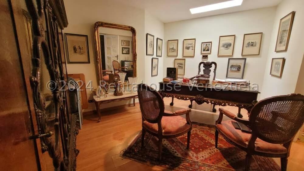 Apartamento (1 Nivel) en Venta en Cumbres de Curumo, Distrito Metropolitano - 11