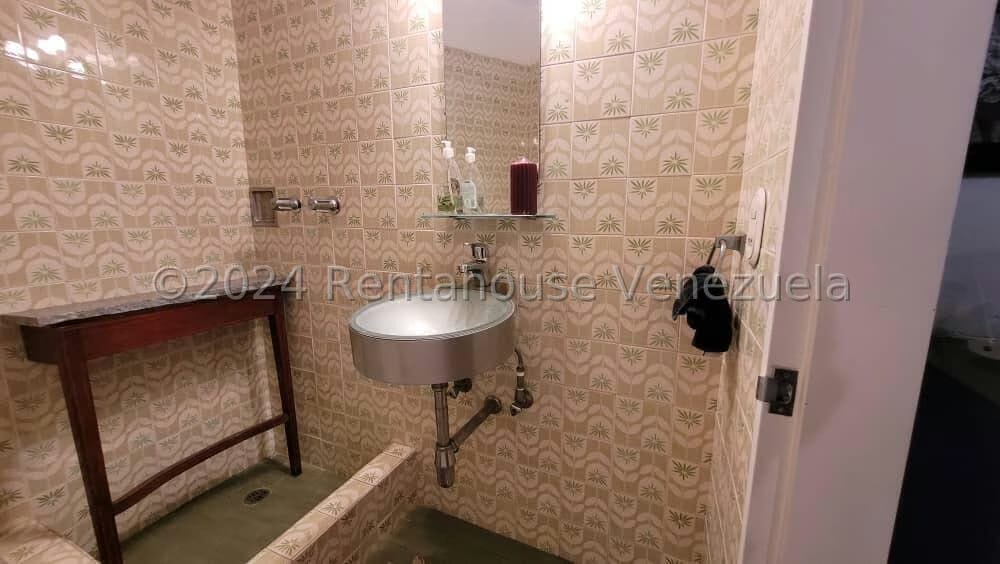 Apartamento (1 Nivel) en Venta en Cumbres de Curumo, Distrito Metropolitano - 12