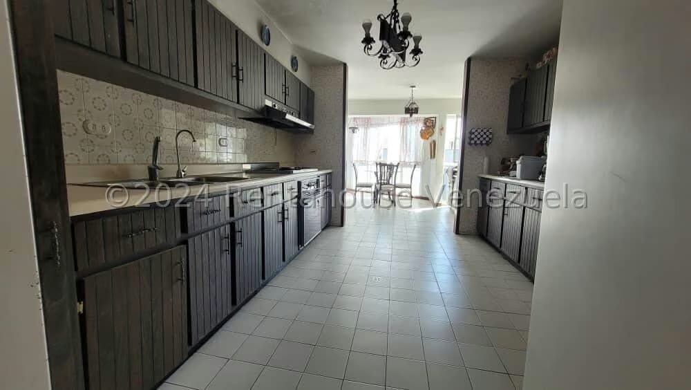 Apartamento (1 Nivel) en Venta en Cumbres de Curumo, Distrito Metropolitano - 13