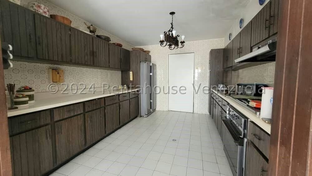 Apartamento (1 Nivel) en Venta en Cumbres de Curumo, Distrito Metropolitano - 14