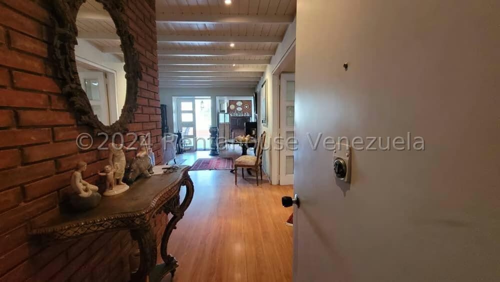 Apartamento (1 Nivel) en Venta en Cumbres de Curumo, Distrito Metropolitano - 7
