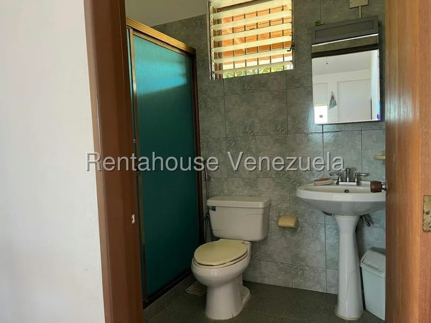 Casa (Casas de Playa) en Venta en Higuerote, Miranda - 12