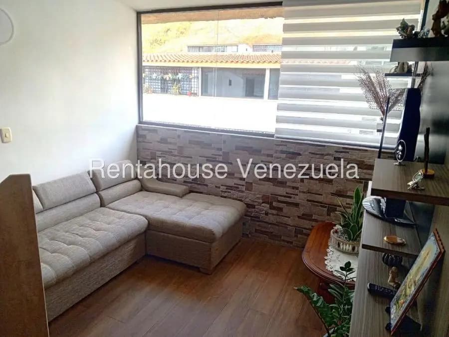 Apartamento en Venta en Los Teques Los Teques - 2
