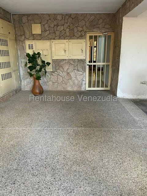 Apartamento (1 Nivel) en Venta en La Trigaleña, Carabobo - 5