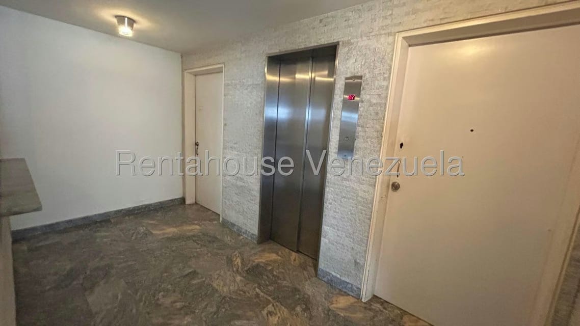 Apartamento (1 Nivel) en Alquiler en Alta Florida, Distrito Metropolitano - 33