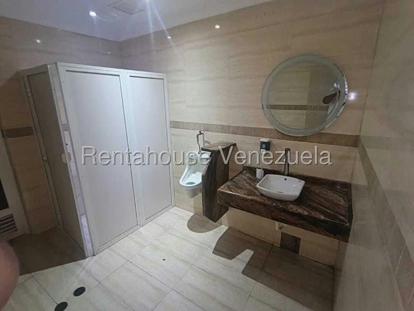 Comercial (Local Comercial) en Venta en Higuerote, Miranda - 6