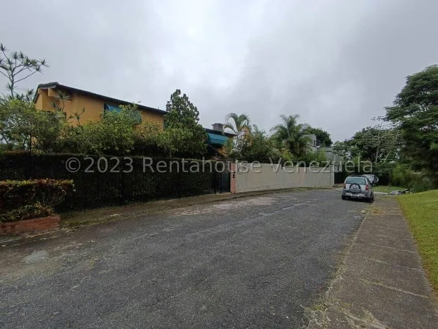 Casa (Colonial) en Venta en La Lagunita Country Club, Distrito Metropolitano