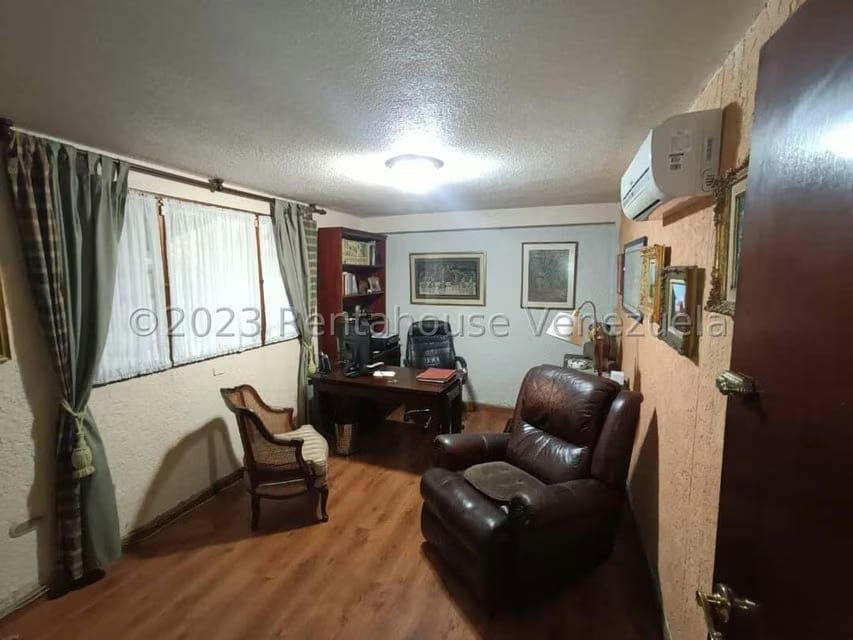 Casa (Colonial) en Venta en La Lagunita Country Club, Distrito Metropolitano - 14