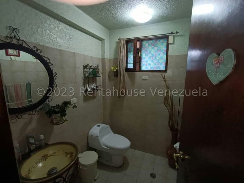 Casa (Colonial) en Venta en La Lagunita Country Club, Distrito Metropolitano - 16