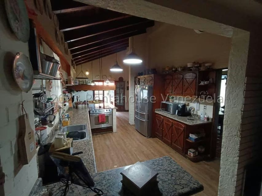 Casa (Colonial) en Venta en La Lagunita Country Club, Distrito Metropolitano - 32