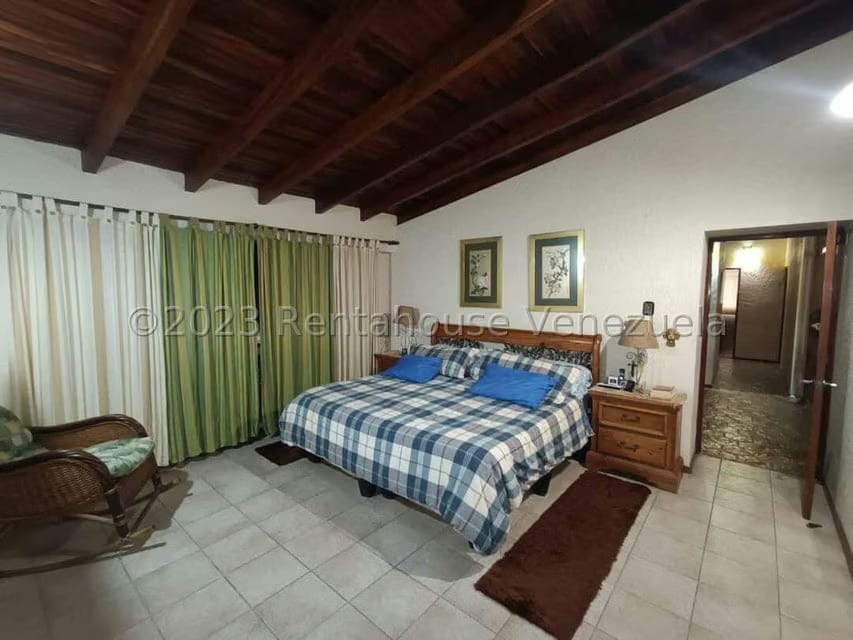 Casa (Colonial) en Venta en La Lagunita Country Club, Distrito Metropolitano - 39