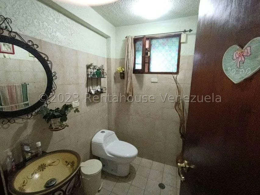 Casa (Colonial) en Venta en La Lagunita Country Club, Distrito Metropolitano - 45