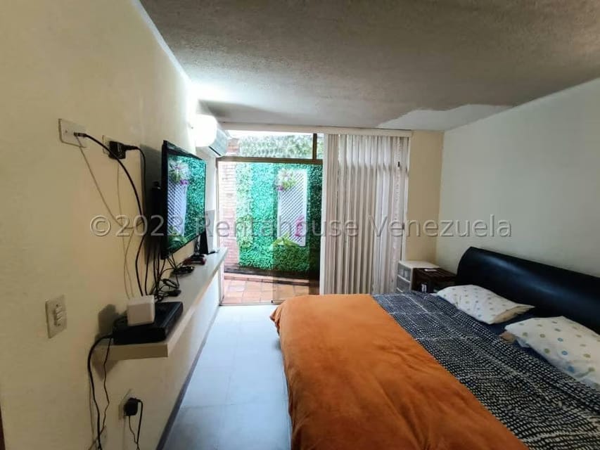 Casa (Colonial) en Venta en La Lagunita Country Club, Distrito Metropolitano - 68