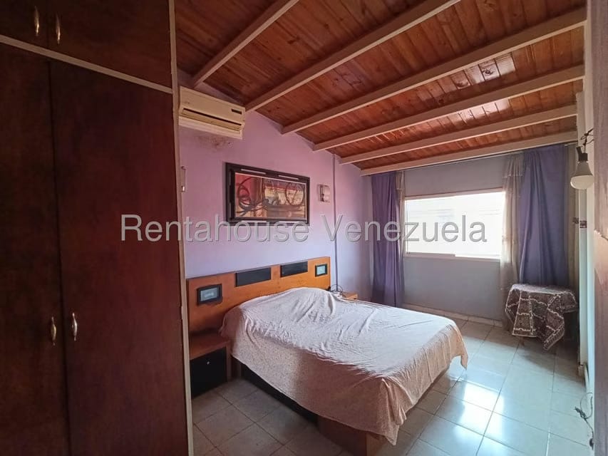 Townhouse (Duplex) en Venta en Villa Del Este, Miranda - 12