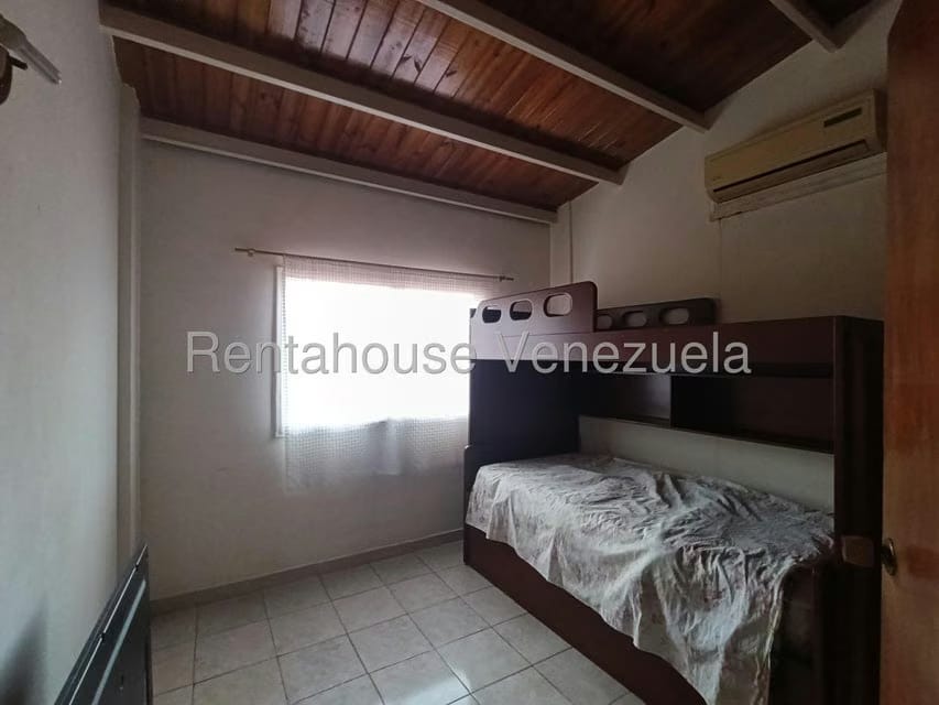 Townhouse (Duplex) en Venta en Villa Del Este, Miranda - 13