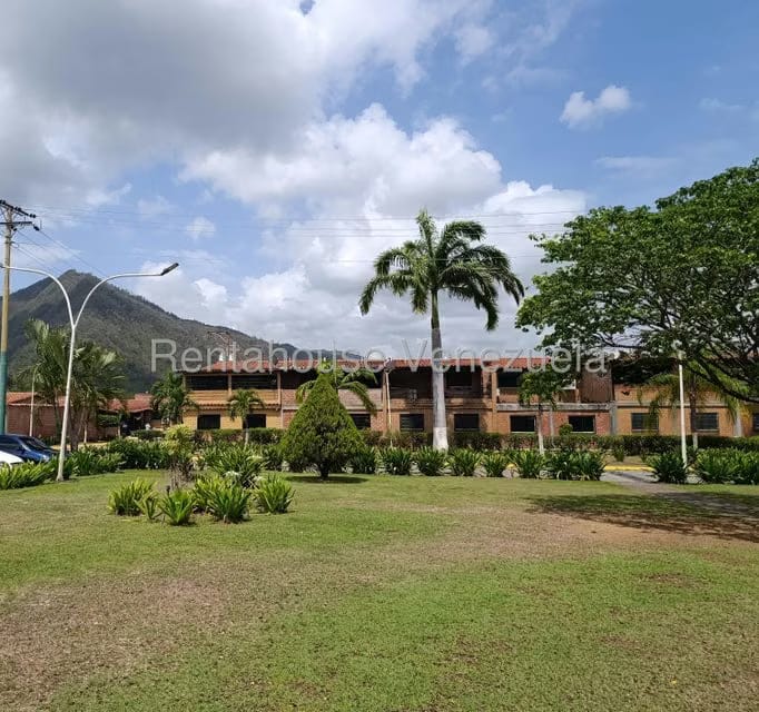 Townhouse (Duplex) en Venta en Villa Del Este, Miranda - 18