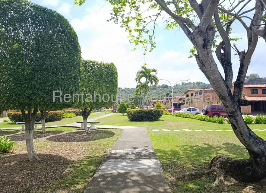 Townhouse (Duplex) en Venta en Villa Del Este, Miranda - 25