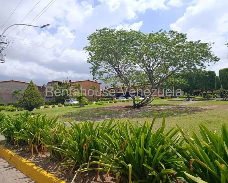 Townhouse (Duplex) en Venta en Villa Del Este, Miranda - 26