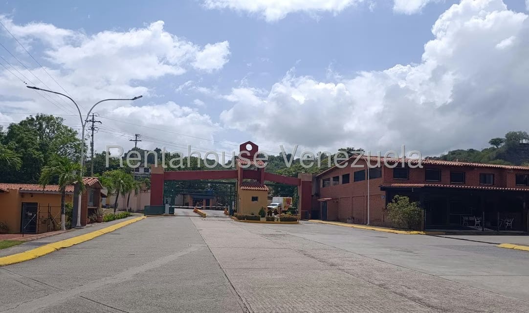 Townhouse (Duplex) en Venta en Villa Del Este, Miranda - 27