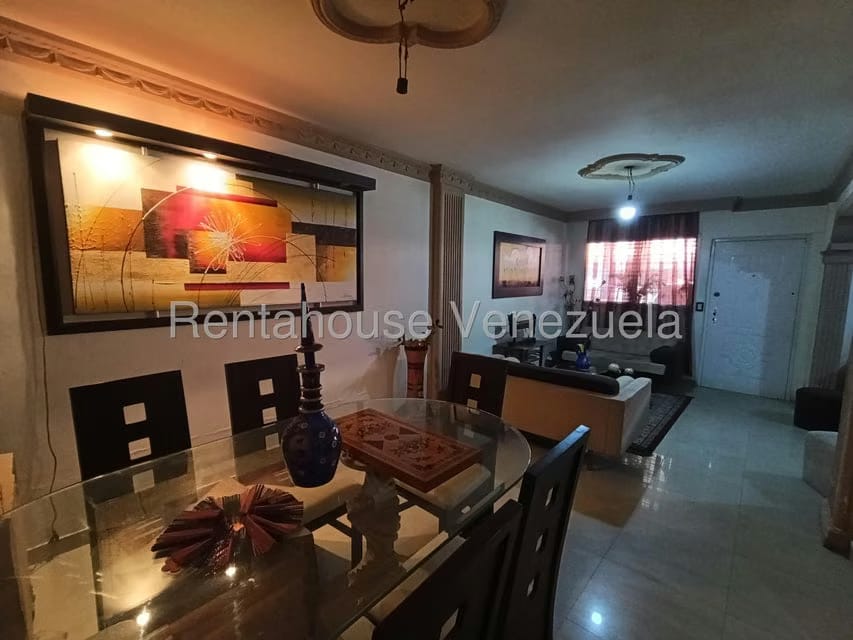 Townhouse (Duplex) en Venta en Villa Del Este, Miranda - 5