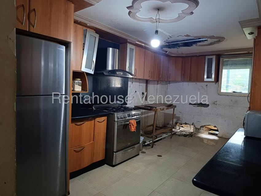 Townhouse (Duplex) en Venta en Villa Del Este, Miranda - 6