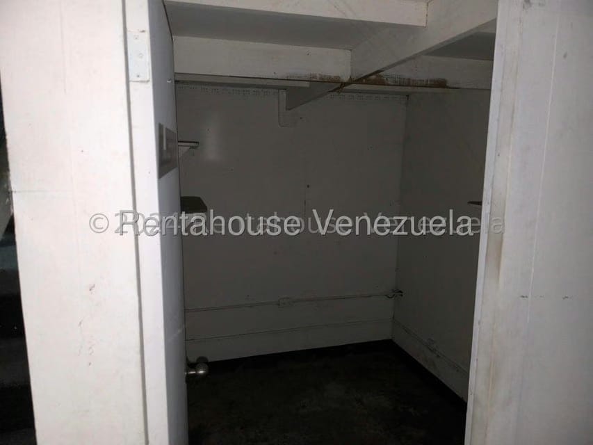 Comercial (Local Comercial) en Venta en Parroquia Catedral, Distrito Metropolitano - 19