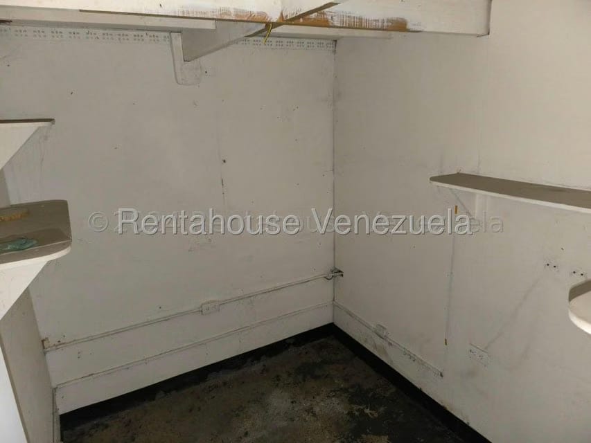 Comercial (Local Comercial) en Venta en Parroquia Catedral, Distrito Metropolitano - 20