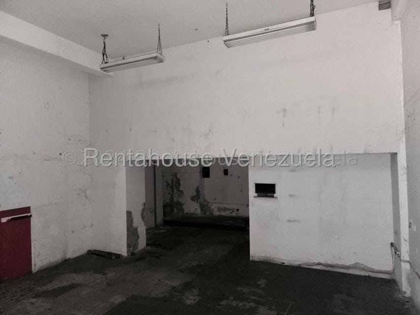 Comercial (Local Comercial) en Venta en Parroquia Catedral, Distrito Metropolitano - 22